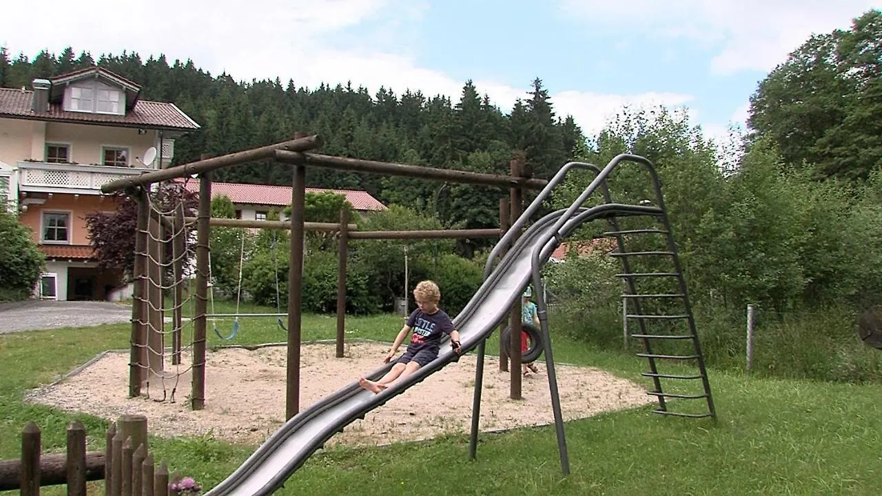 Penzion Landgasthof Zum Hirschenstein, Pension Garni Sankt Englmar